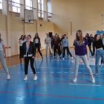 PRZYGOTOWANIE DO TAŃCÓW NARODOWYCH